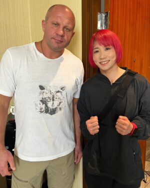 Kana Watanabe Instagram - .
Legendary champion👑
Thank you.
.
.
試合まで後3日

#PFL
#bellator
#mma
#mmafighter
#総合格闘技
#60億分の1 
#皇帝