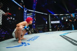 Kana Watanabe Instagram - .
PFLリーグ2戦目。
3Rで一本負けでした。

日本で練習していても
大きなジムじゃなくても
FIGHTER'SFLOWで世界一になれることを
証明したかったのでとても悔しいです。
ここにいたら世界一になれるって示したかった。

今まではブーイングばかりだったのが、
今回私の声援がすごく多くて
ここまでやってきて良かったと思いました。

リズカムーシュは尊敬できるチャンピオン。
戦えて良かった。ありがとうございました。

悔しいけどここまでやってきた事に悔いはありません。
毎日妥協せず取り組んだ。

試合は怖かった。
応援やチームのサポートがなかったらケージに立てなかった。
ありがとうございました！！！

.

My second fight in the PFL league.
I lost by submission in the third round.

I'm very disappointed because I wanted to prove that I could be the best in the world at FIGHTER'SFLOW without having to train in Japan and go to a big gym.
I wanted to prove that I could be the best in the world by being here.

Until now, I was only booed, but this time I received a lot of cheers and I'm glad I was able to come this far.

@iamgirlrilla is a champion I can respect.
I'm glad I was able to fight  her.Thank you.

It's unfortunate, but I have no regrets about coming this far.
I worked hard every day without compromising.

The fight was scary.
I wouldn't have been able to enter the cage without the support and encouragement of my team.
Thank you so much!!!
　

Team
@fighters_flow 
Coach
@ueda_takao 
@hayato.suzuki.0719 
Support
@akira.fll_swing @aesthetica20120401 @coachmk_health.and.performance @atsushi4477 @shingomoromasa @arrowsgym @haleo_official 

#PFL
@pflmma