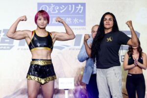 Kana Watanabe Instagram - .
Let's gooooo🧨🧨🧨💥
明日は頑張ります！！！
.

📷@lucasnoonan 
#マリーザ
#ストリートファイター6 
#公開計量
#weighin 
@rizin_pr 
@bellatormma 
#rizin
#bellator
#bellatormma 
#超rizin2 
#bellatorxrizin2 
#mma #mmafighter
#総合格闘技 #筋肉女子