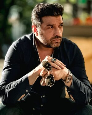 Kanan Mahmudov Instagram - Həyatın bizimlə etdiyi rəftarı biz insanlar ilə edirik