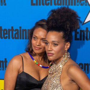 Kandyse McClure Instagram - Gonna just leave this right here. 

@bethanybrown just GLOWING.

@entertainmentweekly @genzeroes @comic_con #sdcc22 

📸: @billrw3
