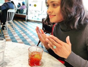 Kandyse McClure Instagram - The quality of your life depends in large part on the quality of your friendships.

❤️ U @therekhasharma

@cafelandwercanada #friendslikefamily #bsgsquad #smokednegroni #chickenshawarma #foodphotos #hangingwithcomedians