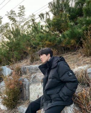 Kang Chan-hee Instagram - #광고 #mycalvins #캘빈클라인진 #ck패딩 #캘빈클라인패딩