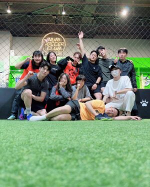 Kang Hyung-suk Instagram - 애정하는 우리 
@ament_official ❤️
