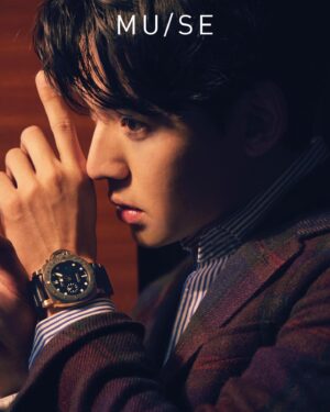Kang Hyung-suk Instagram - MU/SE 5th Anniversary Issue 

Words / Zhao Lu @lulu_424 
Creative Direction / Chua Kwee Peng @kweepeng 
Fashion Direction / Grace Lim @gracelsyy
hair&makeup / @jeooonghwan 
Photography / Winston Chuang 
Fashion Assistant / Candace Kuan 
Watches / @Panerai #Panerai