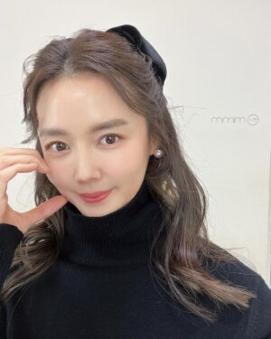 Kang Se-jung Instagram - #전문가의손길 
#사랑 넘치는 울언니들 
@mimm_sooe_sooe 
@mimm_unmi_seo 
#mimm 
#❤️