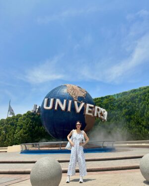 Kang Se-jung Instagram - #universalstudios #japan 
#ユニバーサルスタジオジャパン 

어른이 되서 재미없으면 어쩌나하는건 괜한 걱정이었음 🫣
땡볕에 #2만보 걸어다니느라 시깜댕이가 되버렸지만 
#미니언즈 #퍼레이드 시작으로 #해리포터 #스누피 만나고 
#스케일 #대박 #워터월드  #다이너소어플라잉 타고 날기도 하고 #쿠로미 #공연 #마무리 #슈퍼닌텐도월드  #동심 으로 돌아간 시간 오픈런 안했는데 나름 알차게 너무 재밌었당🥰 
#오사카 #오사카여행  #추천 
#꿀팁 들어가자마자 슈퍼닌텐도 월드로 가서 입장 예약부터 하세요☝🏻 그러면 시간 활용을 잘할수 있게 돼요~