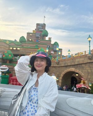 Kang Se-jung Instagram - #universalstudios #japan 
#ユニバーサルスタジオジャパン 

어른이 되서 재미없으면 어쩌나하는건 괜한 걱정이었음 🫣
땡볕에 #2만보 걸어다니느라 시깜댕이가 되버렸지만 
#미니언즈 #퍼레이드 시작으로 #해리포터 #스누피 만나고 
#스케일 #대박 #워터월드  #다이너소어플라잉 타고 날기도 하고 #쿠로미 #공연 #마무리 #슈퍼닌텐도월드  #동심 으로 돌아간 시간 오픈런 안했는데 나름 알차게 너무 재밌었당🥰 
#오사카 #오사카여행  #추천 
#꿀팁 들어가자마자 슈퍼닌텐도 월드로 가서 입장 예약부터 하세요☝🏻 그러면 시간 활용을 잘할수 있게 돼요~