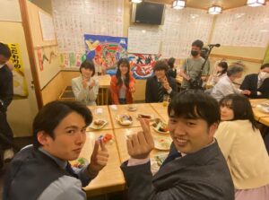 Kanta Sato Instagram - 結婚するって、本当ですか

困ると口角上げてたら
現場でケロッピと呼ばれるようになりました🐸

たのしかったなーーー

いっぱい笑って
色んなところに行ってきました✌️