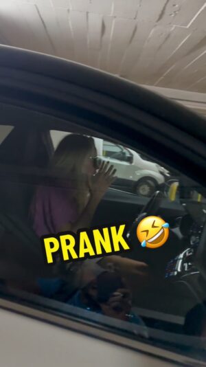 Kapinha Instagram - Adoro pregar estes sustos à Mafalda 🤣🤣🤣 Foi fake ou verdadeiro? 😂

#prank #casal #carro #kapinha #couple #engraçado #pegadinha #susto #comedia #toyota #car #fun #funny