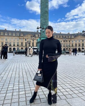 Kara Wang Instagram - day ➡️ night in Paris 🥂