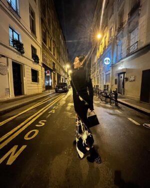 Kara Wang Instagram - day ➡️ night in Paris 🥂