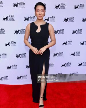 Kara Wang Instagram - always a pleasure to emCee the @asiasocietyla annual gala 🥂✨🍷 some incredible speeches and honorees this year. also peep the signed Ohtani bobblehead we auctioned off that I was obviously incredibly passionate about. ✌️😛⚾️

glam team never misses ❤️
mua: @annyk.makeup 
hair: james dunham