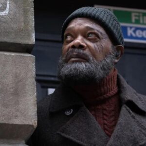 Karama Horne Instagram - #SecretInvasion is Marvel’s return to political intrigue storytelling. It's giving ‘Old Man Fury’ and Im' here for it. Both Samuel L. Jackson and Kingsley Ben-Adir give powerful performances. Although the pacing of the first 2 eps is a bit uneven, I’m invested. #Marvel #samueljackson #skrulls #comics #disneyplus #theblerdgurl #critic #karamahorne