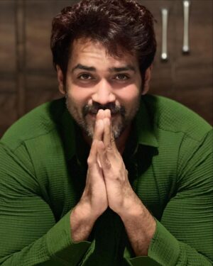Karan Khanna Instagram - You be you I am being Me 😎
.
.
.
.
#selflove #potrait #emotions #expressions #instadaily #instamood