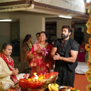 Karan Khanna Instagram - Jai mata di 🙏
Good morning everyone have a great week ahead ❤️