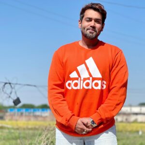 Karan Khanna Instagram - Kya caption daalu? ;) 
#feelinggood