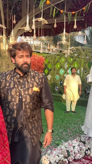 Karan Khanna Instagram - Slo mo is an art…you see every bit of….