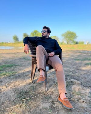 Karan Khanna Instagram - Mind full of thoughts 💭 

#udariyaan #chandigarh #diaries