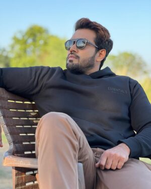Karan Khanna Instagram - Mind full of thoughts 💭 

#udariyaan #chandigarh #diaries