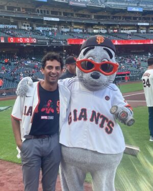 Karan Soni Instagram - @sfgiants thank you for having us for your @marvel night and for this dreamy custom jersey!! ⚾️🏟️🧢