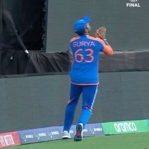 Karanvir Sharma Instagram - World Cup chahe khatam ho gaya ho. 

Hum Indians ka cricket craze kabhi nahi khatam hona chahiye. 😄

Surya and Axar have really outdone themselves. 
What a massive change to see in Hardik. 

Virat and Rohit have been better but still managed to do what’s required with their ace team.
 
Jadeja and Arshdeep were a surprise 

But Bumrah had won it through and through with consistency !! 

What a match 

What an exhilarating World Cup 🏆 

Photo courtesy @icc @t20worldcup 
#cricket #cricketworldcup #icc #t20 #india #indian #indiancricketteam #winners #worldcup2024