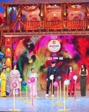 Karanvir Sharma Instagram - Kaisa laga aap sab ko ? 

Khana bhi 
Gaana bhi aur 
Fungama Bhi. 🎉

@zeetv @zee5shows 

#rabbsehaidua #haider #dua #duha #zeetv #zee #zee5shows #fun #games #live