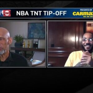 Kareem Abdul-Jabbar Instagram - It’s my pleasure to announce @carmeloanthony as the Inaugural Recipient of the @nba #SocialJusticeChampion Award.

I know how Carmelo feels because I too have received a lot of awards in my life…but this one just seems so meaningful to all of us. 

Thank you to the @nba for doing this to help establish the next generation of Social Justice Champions!