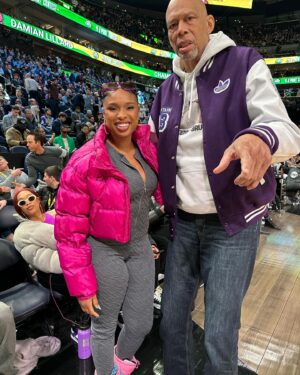 Kareem Abdul-Jabbar Instagram - Hanging out at @nbaallstar weekend just sharing a few photos