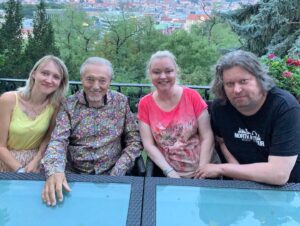 Karel Gott Instagram - Další krásné narozeninové setkání.❤️#happyfamily