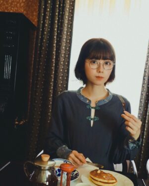 Karin Isobe Instagram - .

#かりんと一緒 ☕️
多分なんだけど、レトロがマイブーム🥞🍴

(みんなは何か沼ってるものある…？)

.
#喫茶店巡り #レトロ喫茶 
#東京観光 #東京グルメ #喫茶店