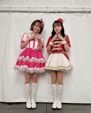 Karin Takahashi Instagram - 縦の写真🤳②

この衣装であやかちゃんと写真撮れたの、懐かしくてエモ☺︎

#シンデレラ10周年_ファイナルday2 
#idolmastercinderellagirls