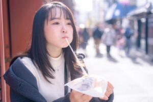 Karin Takahashi Instagram - 【お知らせ】

アパレルブランドLIVERTINEAGEさんと
再びコラボすることになりました〜♪ 
.
今回のデザインは、手書きイラストとこだわりの刺繍です✨
完全受注生産で1月受注開始予定！
.
受注開始までお楽しみに！
.
photo by 927
