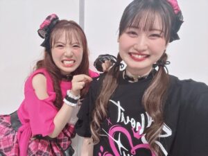 Karin Takahashi Instagram - Shout out Live!!!

♛ ♕なの・くらうん♕ ♛
なーが2人組を組むなら乃々ちゃんと組んでほしいと密かに願っていました。

まさか叶うなんて、
それもこんなにすぐにライブでも披露できるなんて☺︎

とってもすてきなユニットになれたと思います！
あんなにリラックスしてわくわく始められるパフォーマンスは、ひーちゃんとだからこそ。
ひーちゃんといる時間はとても心地よくてかわいくて。
2人のページもっと増やしたいです、まだ書き足りないや。

デレステのコミュもぜひ読んでみてください👑