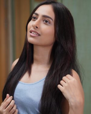 Karishma Sawant Instagram - bas yunhi