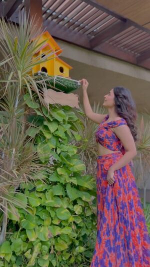 Karishma Sawant Instagram - For you 🌺

Outfit - @miraya_by_pooja_khosla 
Styled by - @krishi1606