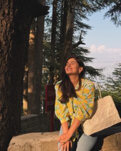Actress Karishma Sharma HD Instagram Photos and Wallpapers June 2024