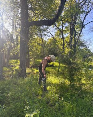 Karissa Lee Staples Instagram - Planning our future out here on Kenny’s Texas Dream Land 😍☀️🌾