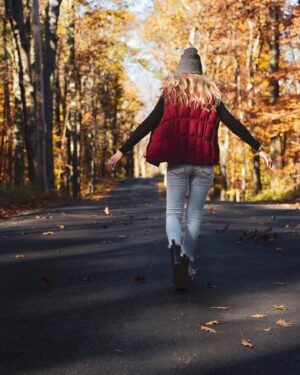 Karissa Lee Staples Instagram - Wicked Basic New England Fall Photos! 💁🏼‍♀️🍂