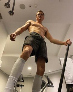 Actor Karl Glusman HD Instagram Photos and Wallpapers September 2021