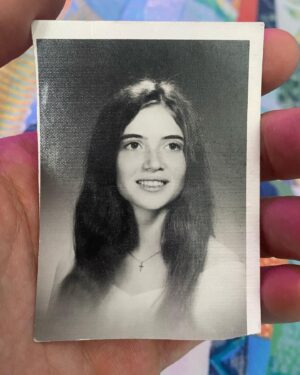 Karl Glusman Instagram - mom, when she was 17 💟
