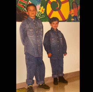 Karl Glusman Instagram - bringing this back 👖👖 @zeelizzgee