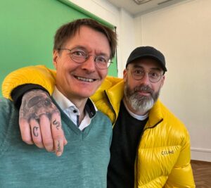 Karl Lauterbach Instagram - Heute Treffen @shawnstein zu Thema #Cannabis Legalisierung. Auch er warnt Kinder und Jugendliche vor dem Konsum. Das Thema muss aus der Tabuzone raus. Unsere bisherige Cannabispolitik ist gescheitert, immer mehr Jugendliche konsumieren,  Beimengungen, Kriminalität