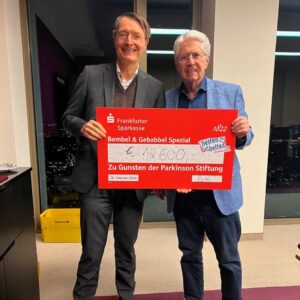Karl Lauterbach Instagram - Unser Boxkampf für #Parkinson und der gemeinsame Auftritt bei @bembel_und_gebabbel haben 12.600 € für die @parkinsonstiftung gebracht. Frank Elstner ist trotz Parkinson fit, genießt das Leben und engagiert sich. Das ist beeindruckend.