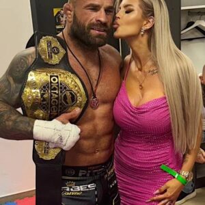 Karlos Vémola Instagram - Gratulujem môjmu mužovi @karlos_terminator_vemola k víťazstvu ❤️🏆. 
Vždy som v teba verila a aj budem veriť. 
Môj víťaz môj král 🦁👑. Spoločne dokážeme všetko 👫❤️. Som na tebe hrdá 💪.