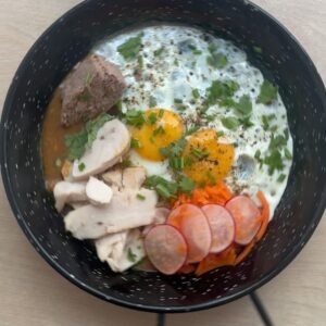 Karolína Krezlová Instagram - Pozor hlášení!

Banh-mi-ba začalo dělat vietnamské snídaně a pochutnat si na nich můžete každý den na pobočce v Jindřišské.

Jejich stálé menu zůstává a vy nyní můžete využít slevu 15% s kódem “karolina15” 

A to, že jsou jejich jídla vždy z čerstvých surovin, bez glutamanů a mají vlastní rozvoz, snad už všichni víte :)

Pro objednání on-line jdi na www.banhmiba.cz

#banhmiba
#rozvozjidlapraha 
#snidanepraha