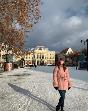 Karolína Kubánková Instagram - ☀️❄️#prechadzka #nedela #oldtown #zima