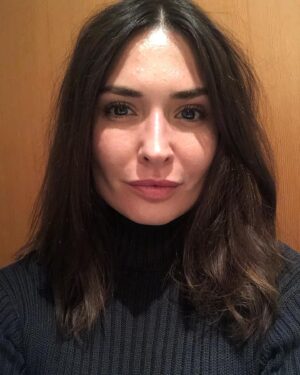 Karolina Wydra Instagram - Finally long hair...or long for me.