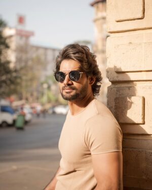 Kartikeya Gummakonda Instagram - MUM-BHAAAAI 😎😎

Shot by @rishabhkphotography
Hair & Makeup by @salonkoniki ( @vicky_patil04 @adeshmalwankar )