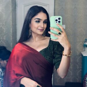 Kashish Khan Instagram - Random mirror selfie dump pt.1/♾️✨